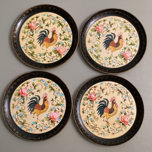Four Rooster Plates Trays Hand Painted Paper Mache Vintage - Picture 2 of 5